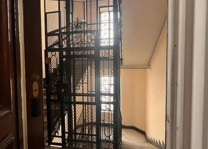 Отель типа "постель и завтрак" Residenza Lucullo *
